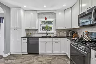 24 Eliot Rd, Manalapan Township, NJ 07726 - Photo 6