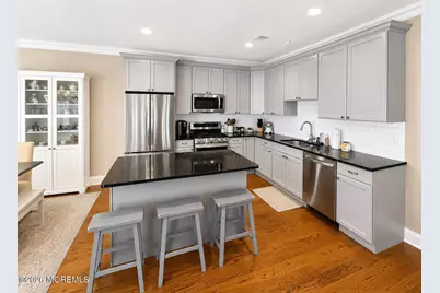 9 Victorian Court, West Long Branch, NJ 07764 - Photo 4