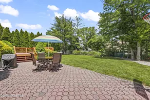 78 Henderson Rd, Kendall Park, NJ 08824 - Photo 32
