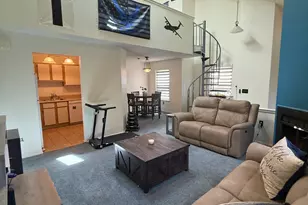 305 Wildflower Ct, Jackson, NJ 08527 - Photo 2