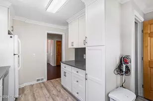 5 Schiverea Ave, Freehold, NJ 07728 - Photo 12