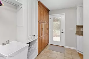44 Walters Rd, Robbinsville Township, NJ 08691 - Photo 32