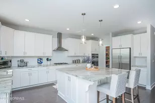 20 Kronenberg St, Tinton Falls, NJ 07724 - Photo 16