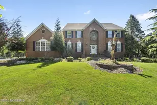 14 Heathrow Ct, Marlboro Township, NJ 07746 - Photo 2