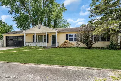 832 Seventh Avenue, Toms River Township, NJ 08757 - Photo 1