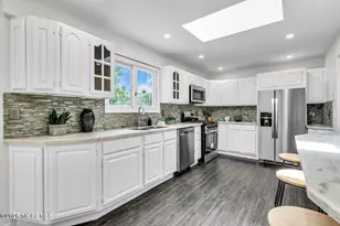 832 Seventh Ave, Toms River Township, NJ 08757 - Photo 10