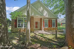 511 Skylark Dr, Monroe Township, NJ 08831 - Photo 1