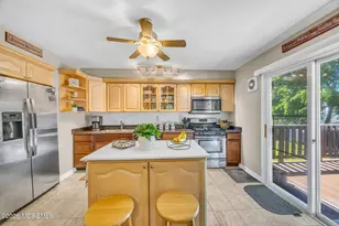 62 Warren Pl, Middletown, NJ 07748 - Photo 8