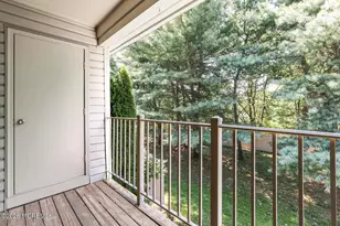 7 Stuart Dr, Freehold, NJ 07728 - Photo 12