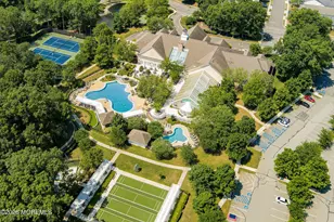 10 Cauthen Ct, Manalapan Township, NJ 07726 - Photo 52