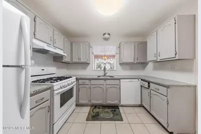 1190 W St Georges Avenue #C43, Linden, NJ 07036 - Photo 12