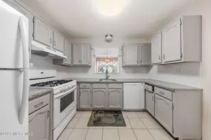 1190 W St Georges Ave, Linden, NJ 07036 - Photo 12