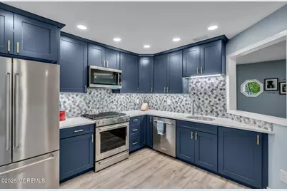 364 Mayfair Place, Morganville, NJ 07751 - Photo 10