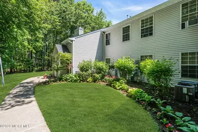 364 Mayfair Place, Morganville, NJ 07751 - Photo 28