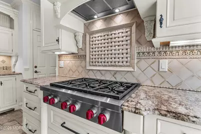 2 Falcon Ridge Circle, Holmdel, NJ 07733 - Photo 10