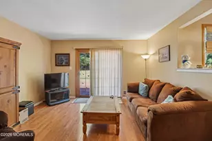 61 Charles Dr, Tinton Falls, NJ 07753 - Photo 10