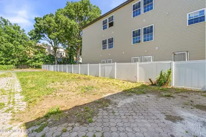 35 Grand Avenue, Newark, NJ 07102 - Photo 18