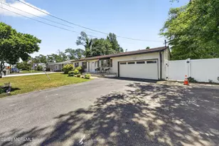 705 Nautilus Blvd, Forked River, NJ 08731 - Photo 2