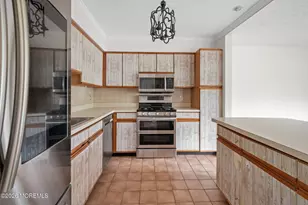 57 Bridgewaters Dr, Oceanport, NJ 07757 - Photo 10