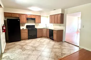 3 Whistler Dr, Freehold, NJ 07728 - Photo 10