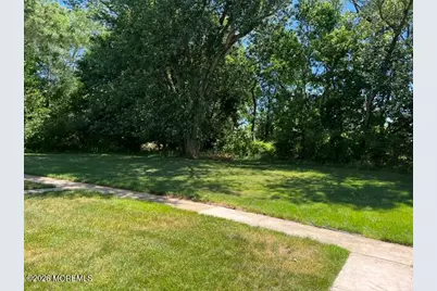 [Address not provided], Freehold, NJ 07728 - Photo 4