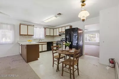 112 Pulaski Boulevard, Toms River Township, NJ 08757 - Photo 10