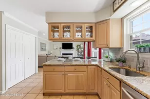 14 Polo Club Dr, Tinton Falls, NJ 07724 - Photo 18