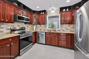 11 Inwood Pl, Aberdeen Township, NJ 07747 - Photo 12