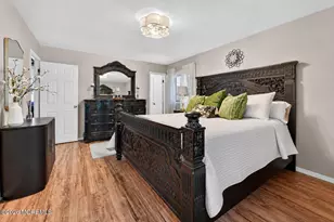 11 Inwood Pl, Aberdeen Township, NJ 07747 - Photo 20