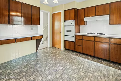 706 Hillside Avenue, Pine Beach, NJ 08741 - Photo 10
