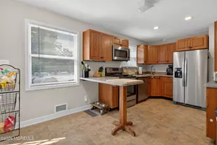 32 Brookside Dr, Howell Township, NJ 07731 - Photo 6