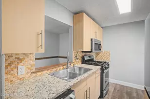 208 Sunshine Ct, Sayreville, NJ 08859 - Photo 12