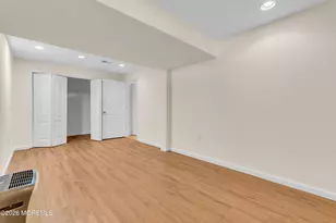 166 La Quinta Ct, Holmdel, NJ 07733 - Photo 54
