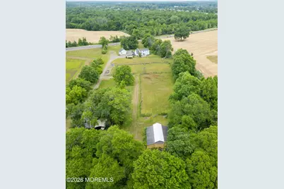 911 Monmouth Road, Cream Ridge, NJ 08514 - Photo 4