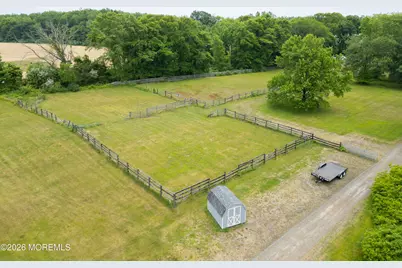 911 Monmouth Road, Cream Ridge, NJ 08514 - Photo 2