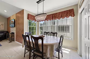 87 E Parsonage Way, Manalapan Township, NJ 07726 - Photo 12