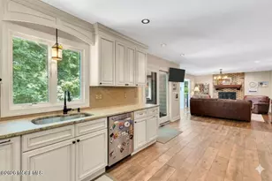 127 Telegraph Hill Rd S, Holmdel, NJ 07733 - Photo 12