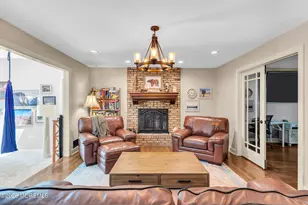 127 Telegraph Hill Rd S, Holmdel, NJ 07733 - Photo 10
