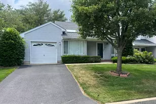 1222 Holmes Ct, Neptune City, NJ 07753 - Photo 2