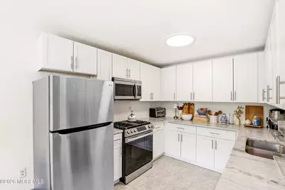 267 Zachary Court #1000, Lakewood, NJ 08701 - Photo 12