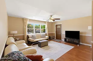 5 Pennsylvania Dr, Matawan, NJ 07747 - Photo 6