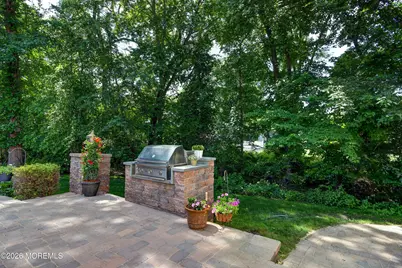 220 Lloyd Road, Aberdeen Township, NJ 07747 - Photo 28