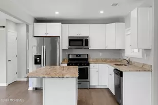 332 Beach Ave, Beachwood, NJ 08722 - Photo 10