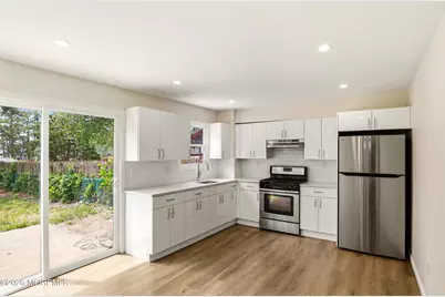 812 Oak Street, Lakehurst, NJ 08733 - Photo 6