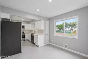 318 Middlewood Rd, Middletown, NJ 07748 - Photo 12