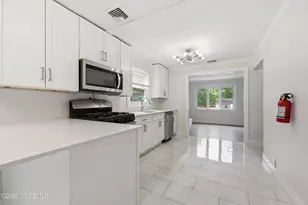 1947 New St, Toms River Township, NJ 08753 - Photo 10