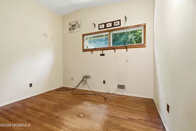 190 Parkview Terrace N, Middletown, NJ 07738 - Photo 14