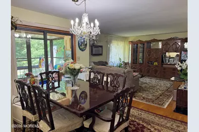 147 Amberly Drive #G, Manalapan Township, NJ 07726 - Photo 2