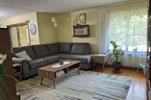 147 Amberly Dr, Manalapan Township, NJ 07726 - Photo 6