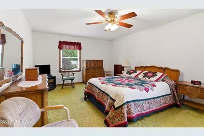 7 N Devon Drive, Manalapan Township, NJ 07726 - Photo 28